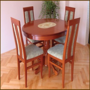 Trpezarijska garnitura